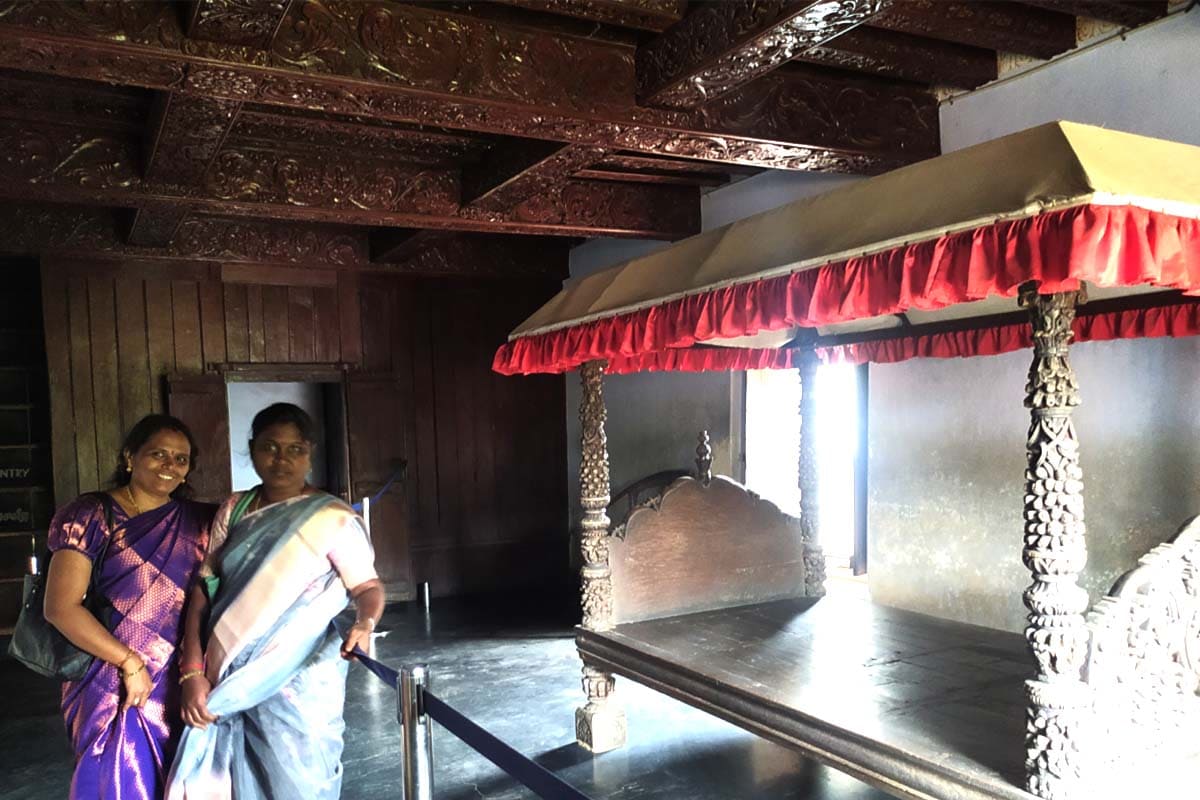 Best Couples Resorts in Paramakudi